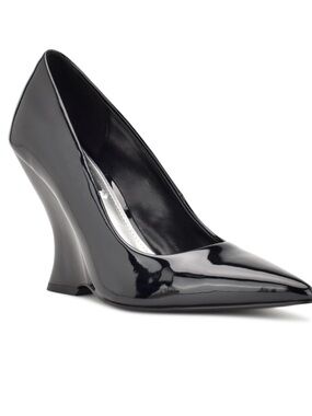 Nine West Eaava Black Patent Sculpted Wedge Pumps Avant-garde
